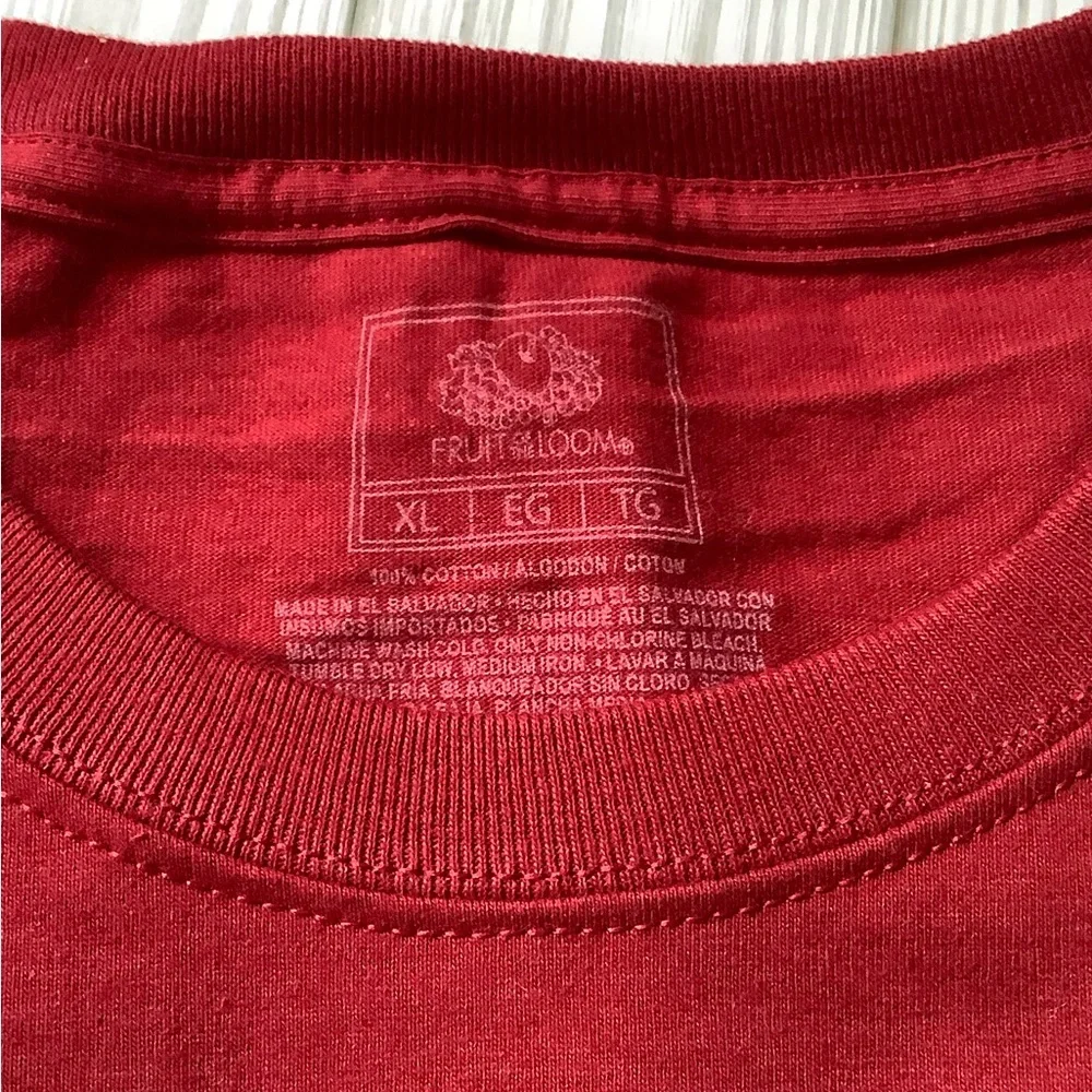 NWT! Men’s Cotton T-shirt Short Sleeve Wine Red (XL) - Picture 2 of 3